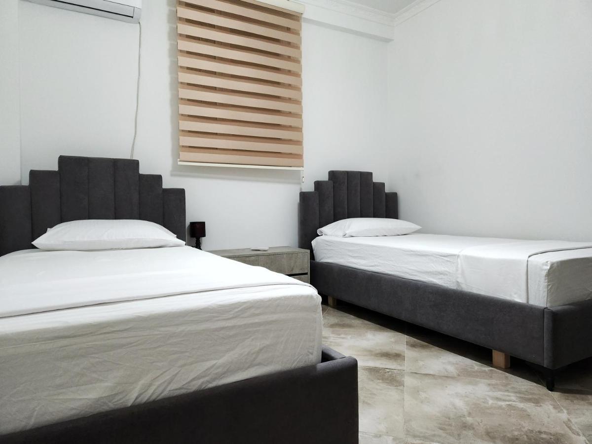 Panorama View Apt, 150M To Beach, 750M Lungo Mare Apartment Vlore Exterior photo